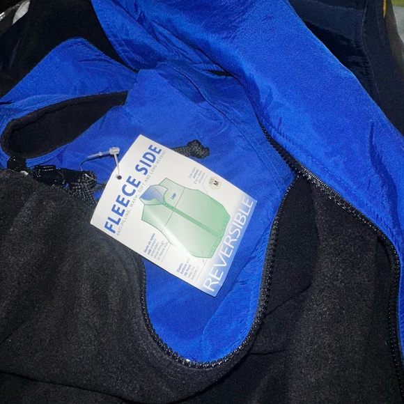 3pc medium Port Authority®  Reversible Terra-Tek™ Nylon and Fleece Vests - Picture 10 of 11